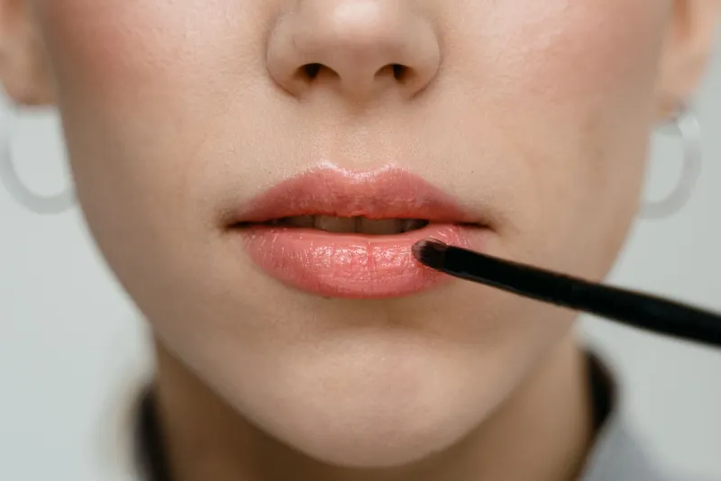 La bouche réinventée : techniques et protocoles pour un contour buccal d'une élégance absolue